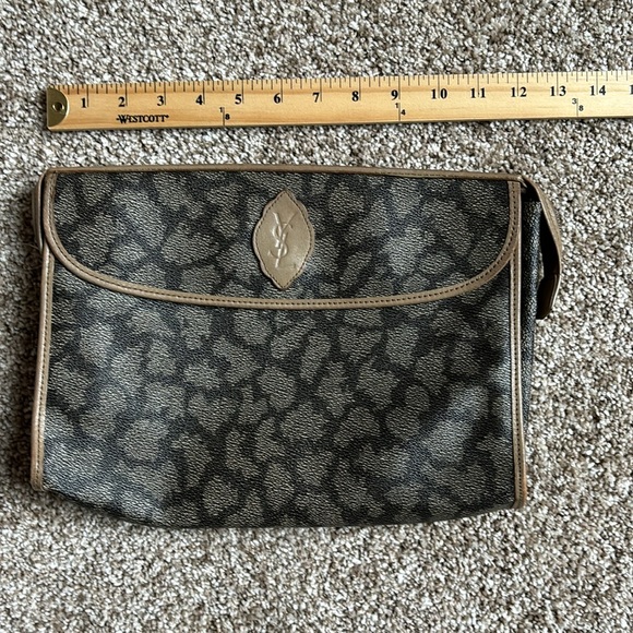 YSL clutch document holder - Picture 11 of 12